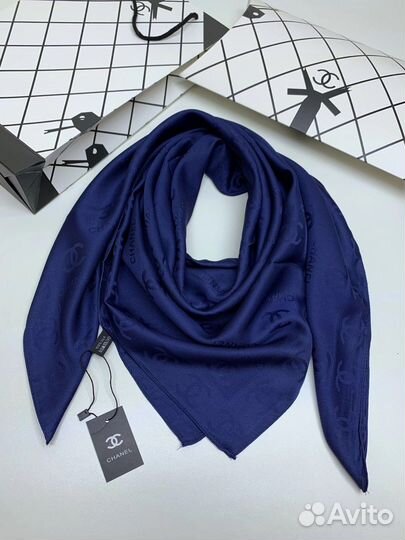 Стильные платки “Chanel”, весна 2023