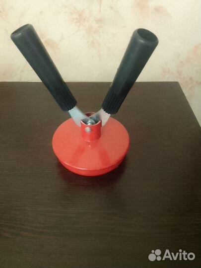 Закаточная машинка для жестяных банок