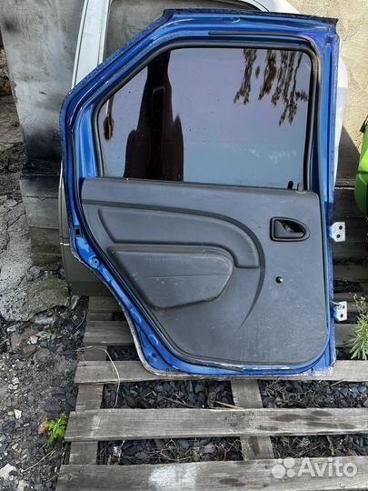 Дверь зад.лев. на Рено Логан