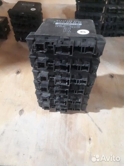 Блок управления двери 210 820 34 26 мерседес 210