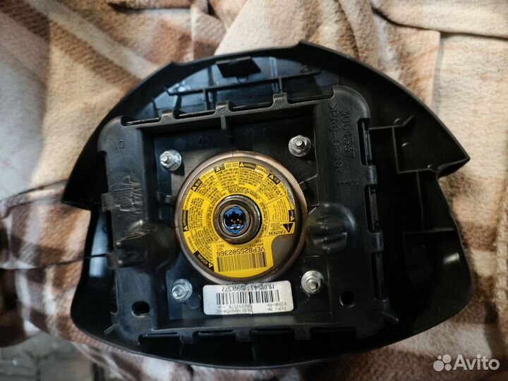 Подушка безопасности renault logan Sandero, symbol