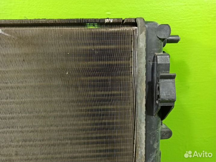Радиатор охлаждения Renault Logan K7MF710 2007