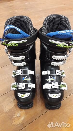 Ботинки горнолыжные