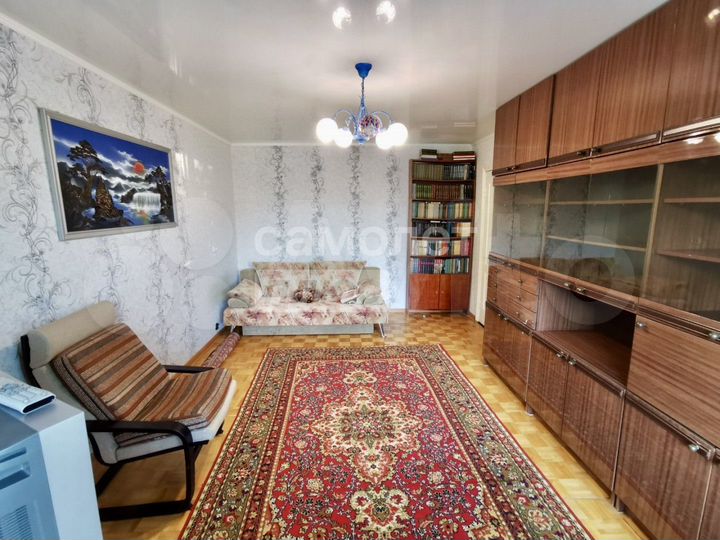 2-к. квартира, 47 м², 4/10 эт.