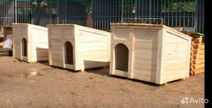 Теплая будка для собак
