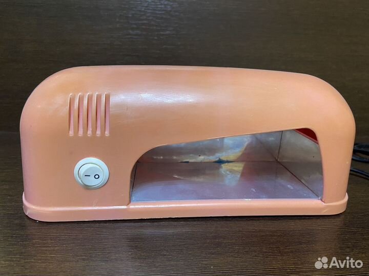 Лампа для гель-лака