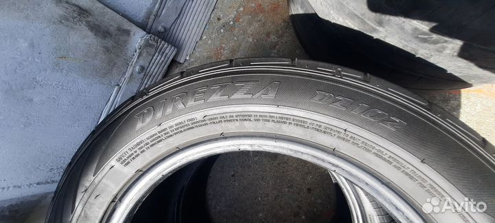 Dunlop Direzza DZ102 225/55 R16 95V