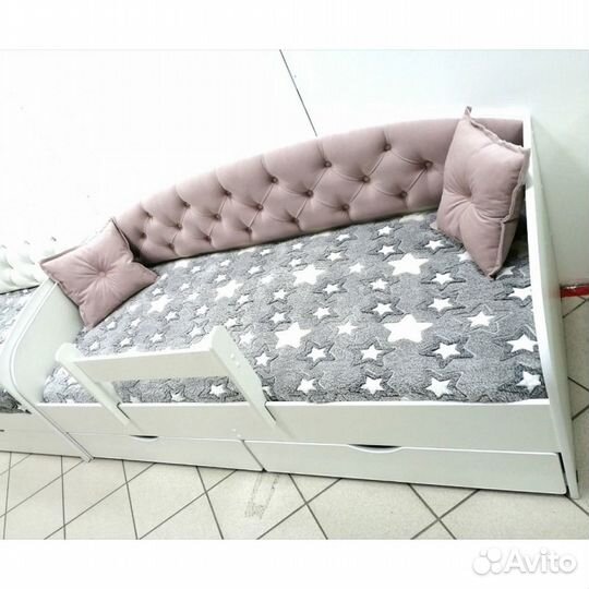 Детская кровать диван для детей от 2 лет