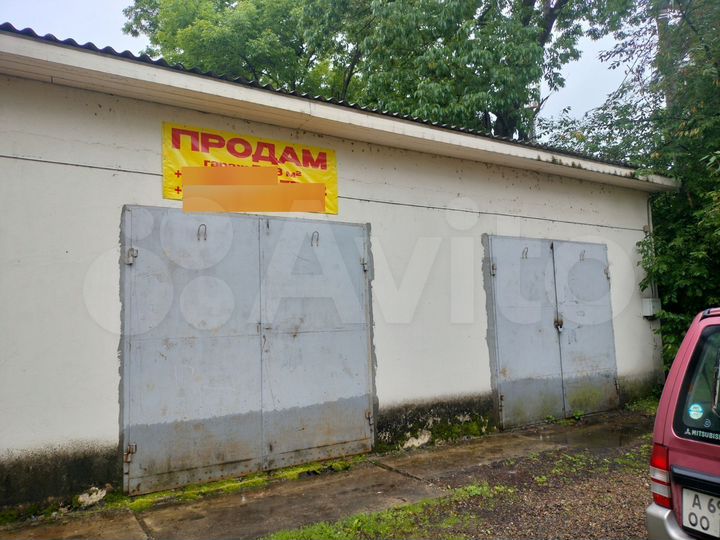 Гараж, > 30 м²