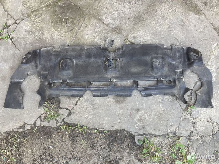 Шумоизоляция задней полки bmw е32