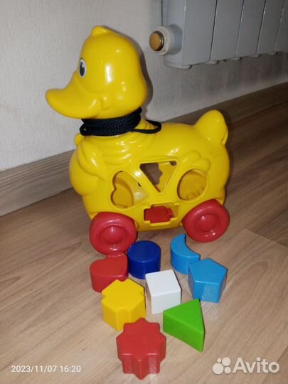 Развивающие игрушки пакетом