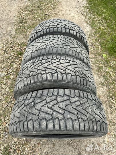 Продам резину Pirelli Ice Zero 245/45/19