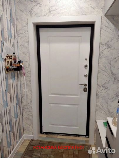 Толстая входная дверь с отличной шумоизоляцией
