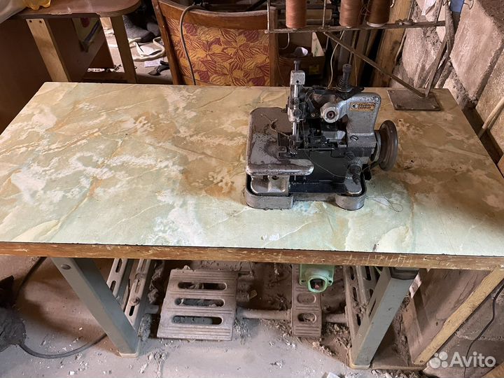 Оверлок для швейной машины