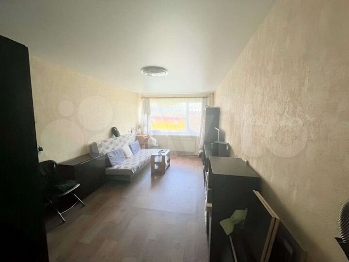 3-к. квартира, 60 м², 1/9 эт.