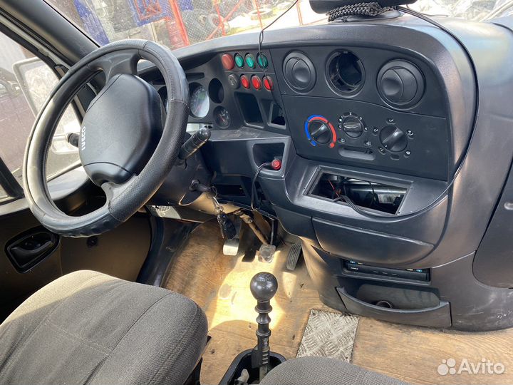 IVECO Daily с КМУ, 2004