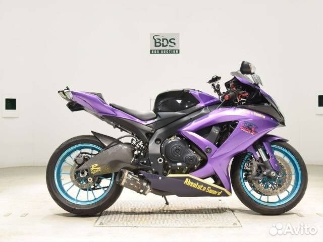 Suzuki GSX-R750
