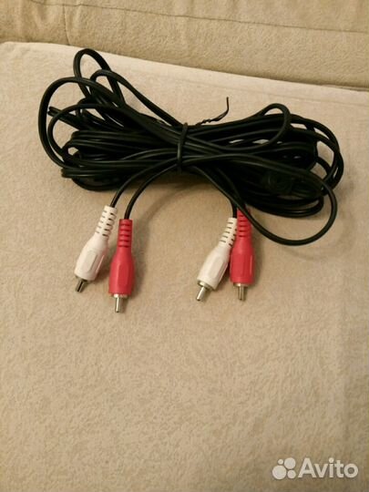 Кабель 2rca-2rca 3 метра