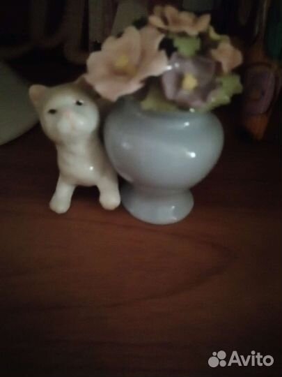 Фарфоровые статуэтки