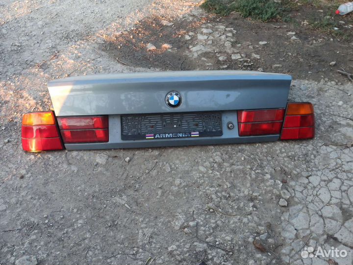 Задние фонари оригинал BMW 5 E34