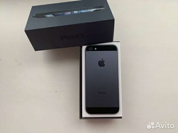 Телефон iPhone 5