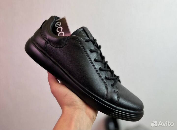 Кроссовки Ecco удобные