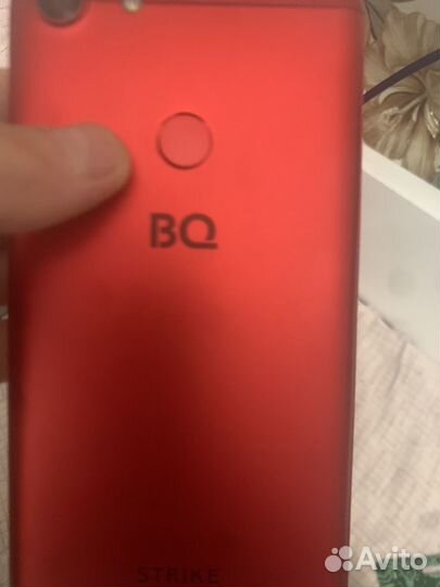 Телефон BQ