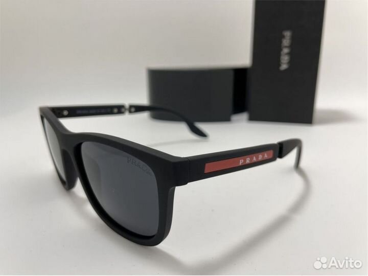 Солнечные очки Prada men