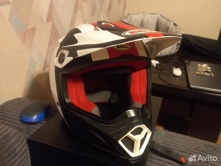 Шлем для мотоцикла кроссовый