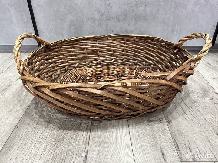 Корзина плетеная