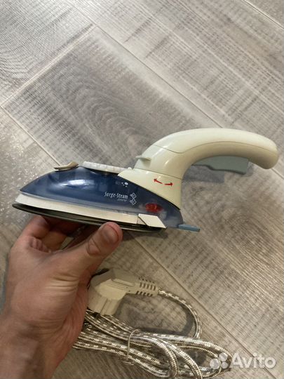 Утюг дорожный