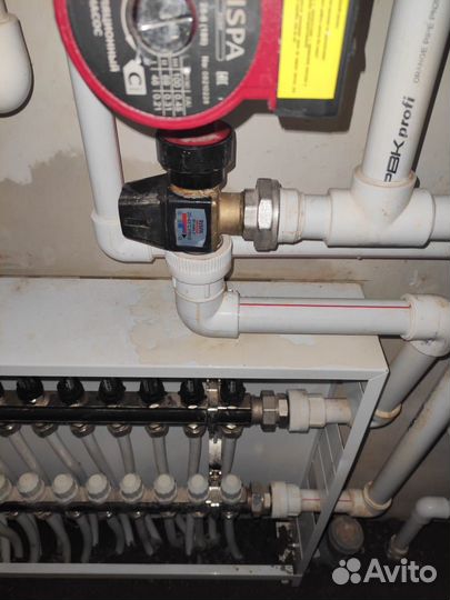 Монтаж систем отопления и водоснабжения