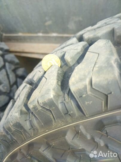 R15 Yokohama Geolandar M/T G003 215/75, PCD 5x114.3 DIA 98.5