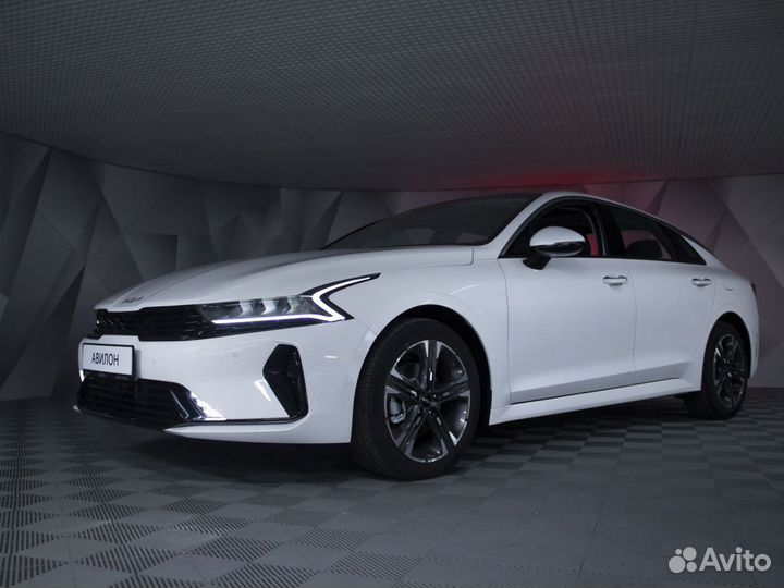 Kia K5, 2022