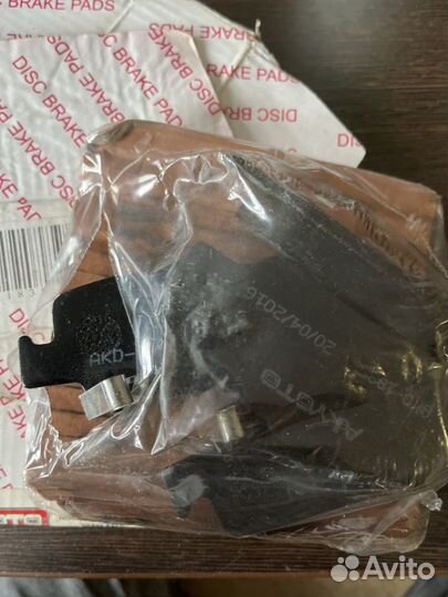 Тормозные колодки toyota corolla auris 150