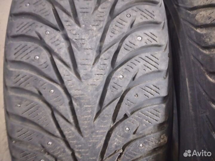 Yokohama Ice Guard IG65 235/50 R19