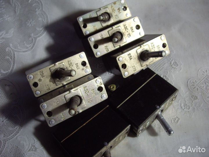 Для радиолюбителей тумблеры П2Т-1