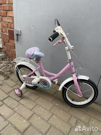 Велосипед для девочки от 3 лет (колеса на 14 )