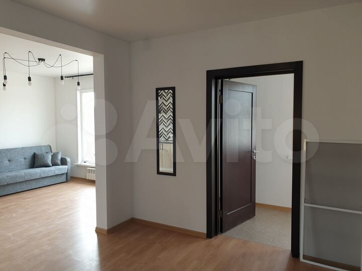 Дом 64 м² на участке 6,8 сот.