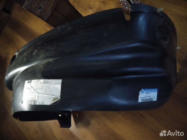 Подкрылок (локер) Jeep Compass