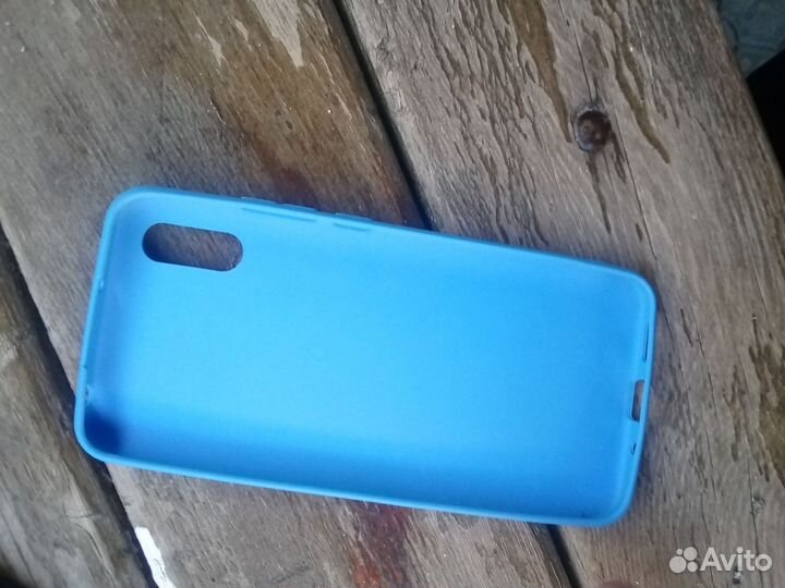 Чехлы на телефон