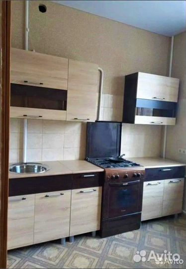 Новые кухни со склада. Цена за комплект 2 метра