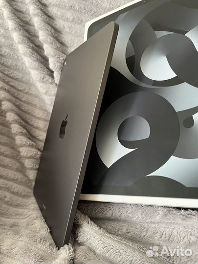 iPad Air 5 2022g 64gb