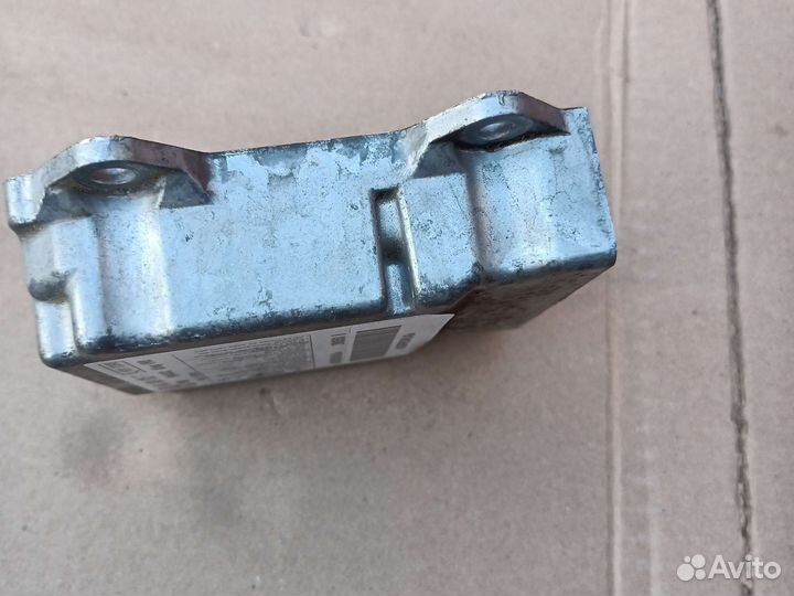 Блок AirBag на VW Jetta 5