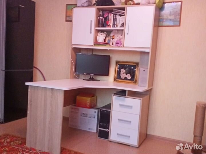 Стол ученический бу угловой