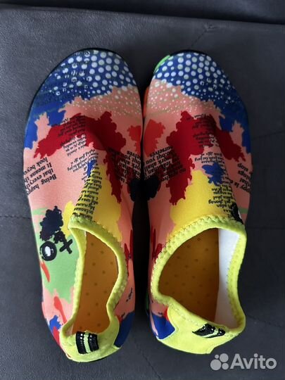 Коралловые тапочки аквашузы