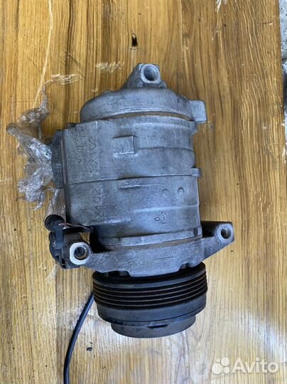 Компрессор кондиционера BMW х5 е53