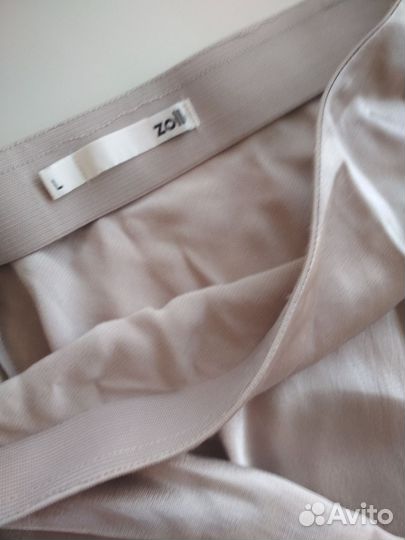 Юбка L шелковая новая вискоза