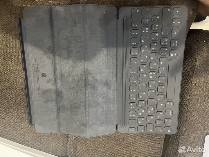 Клавиатура Smart Keyboard