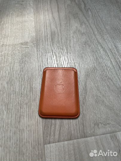 Оригинальный картхолдер Magsafe